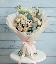 Букет цветов из:  Розы и Лизиантусы #REPLACE_PRED# Подосиновец