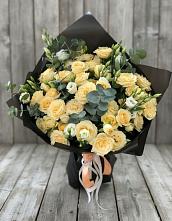 Букет цветов из:  Розы и Лизиантусы #REPLACE_PRED# Подосиновец
