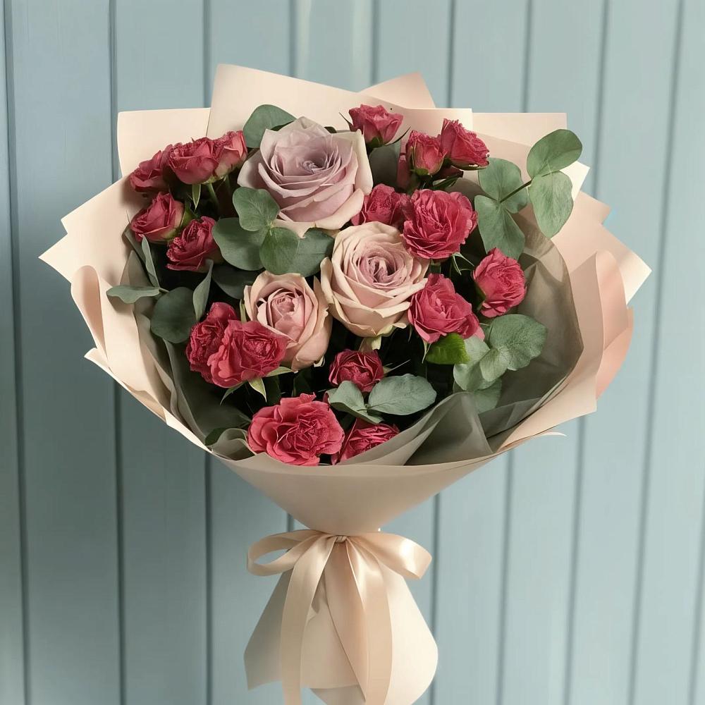 Букет цветов из: Гвоздики и Розы в Подосиновец