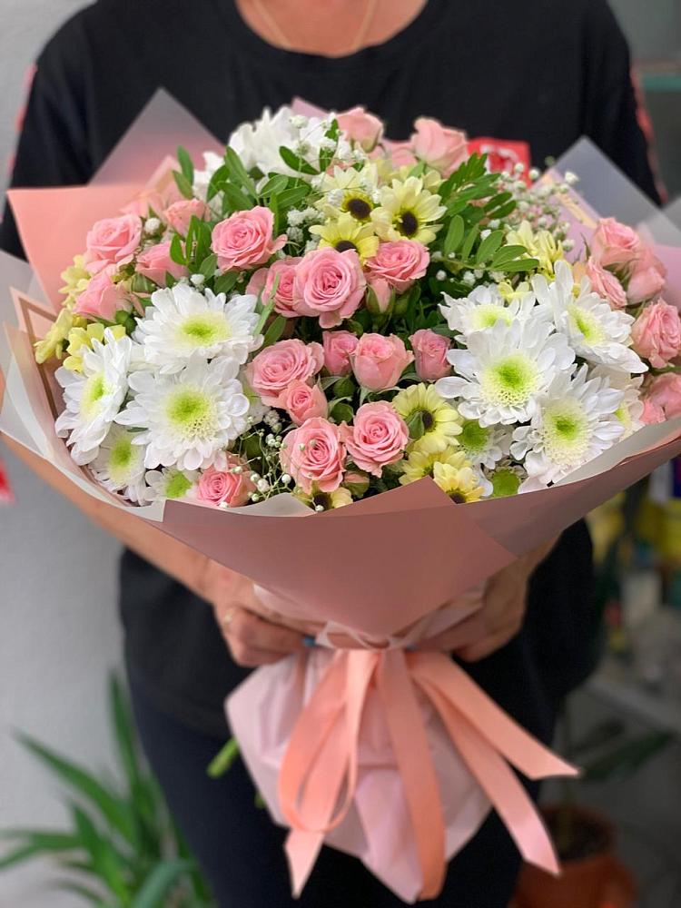 Букет цветов из: Розы и Хризантемы в Подосиновец