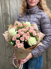 Букет цветов из:  Розы в Подосиновец