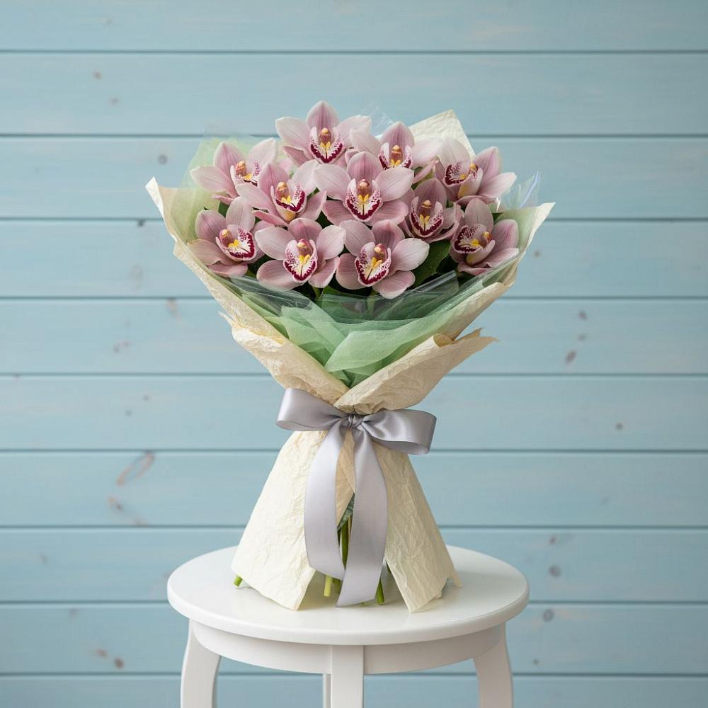 Букет цветов из: Орхидеи и Розы в Подосиновец