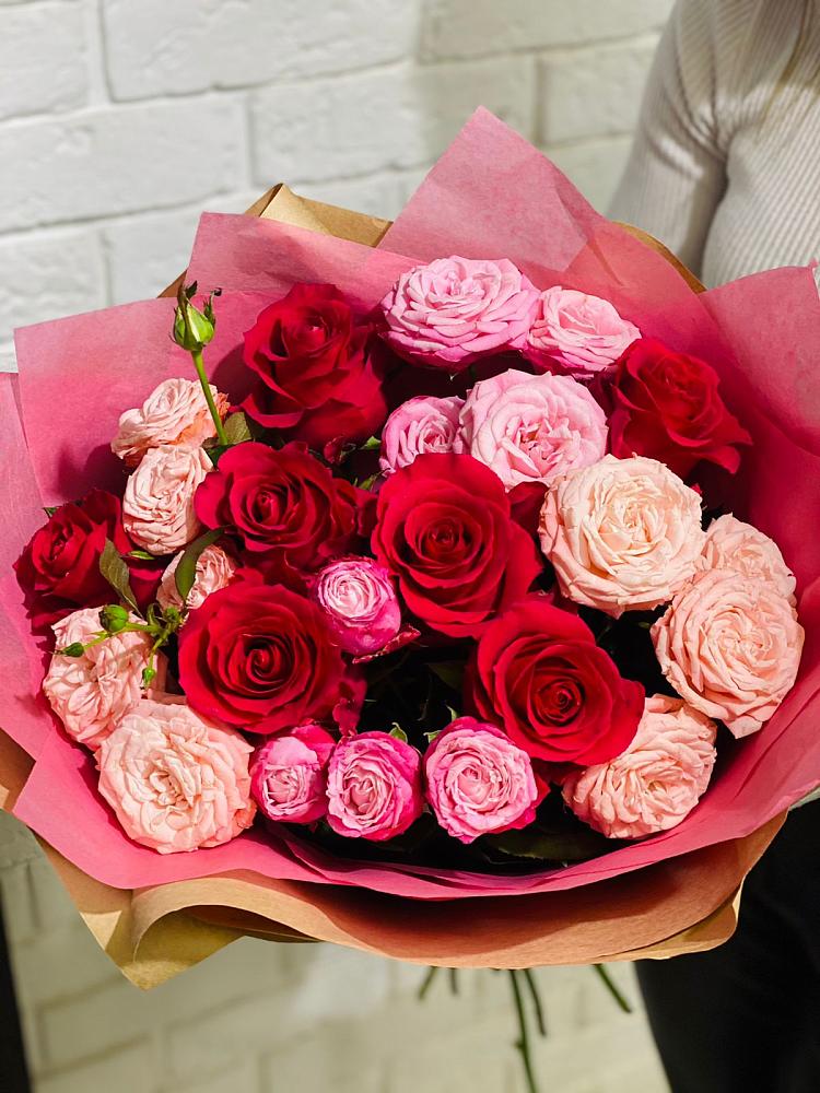 Букет цветов из: Розы в Подосиновец