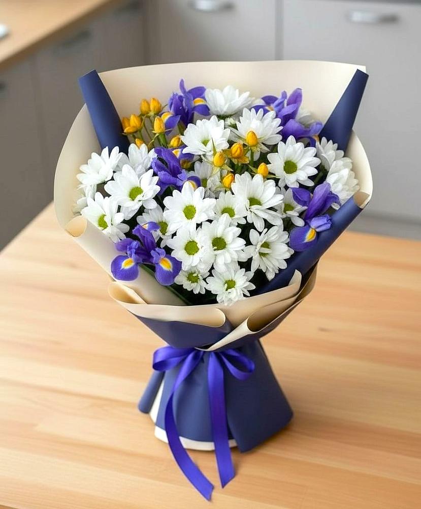 Букет цветов из: Розы, Ирисы и Хризантемы в Подосиновец