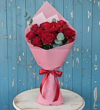 Букет цветов из:  Розы в Подосиновец