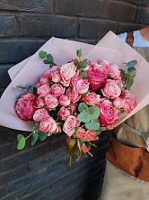 Букет цветов из:  Розы в Подосиновец
