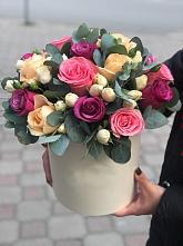 Цветочная композиция из Розы в шляпной коробке #REPLACE_PRED# Подосиновец