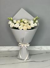 Букет цветов из:  Розы и Лизиантусы в Подосиновец